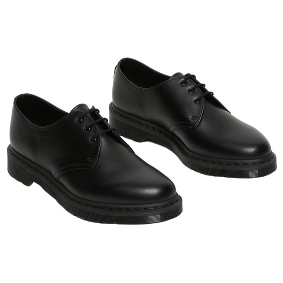 Dr. Martens Mono Smooth Leather Unisex Shoes - Women’s: US 9 - Men’s: US 8 - Picture 9 of 17